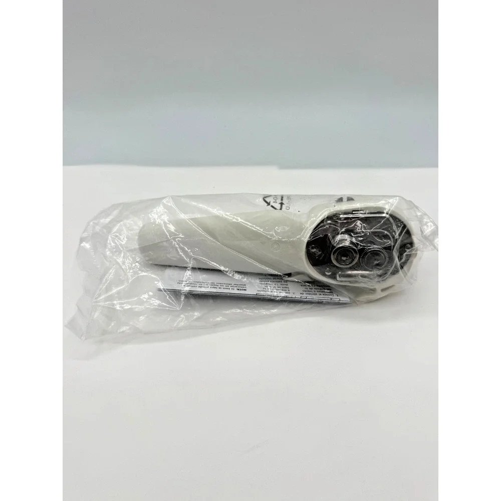 Pampered Chef Smooth Edge Can Opener #2759 White Handheld Manual Opener